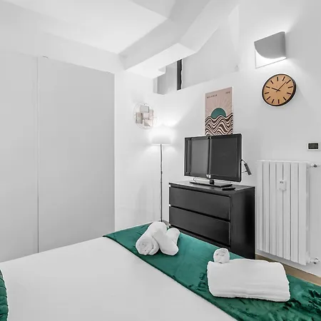 Luxury House Jacuzzi - Daire Milano