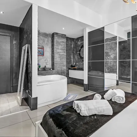 Luxury House Jacuzzi - Milano